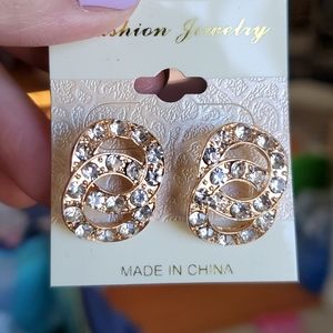 Rhinestone earring